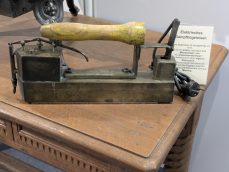elektrisches Dampfbügeleisen